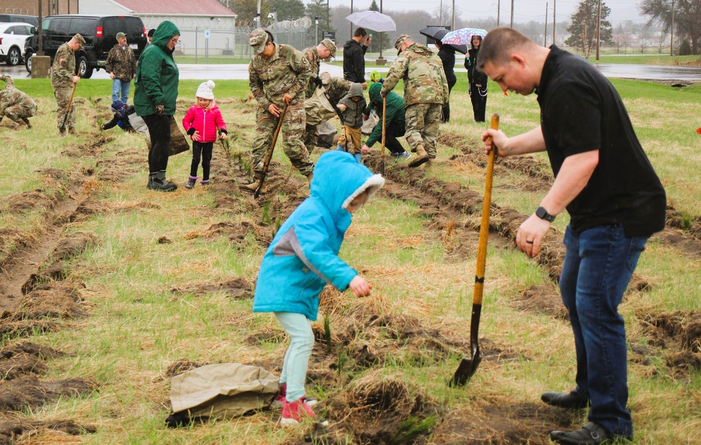 Fort McCoy continues annual tree replenishment efforts; earns 36th Tree City USA award in process