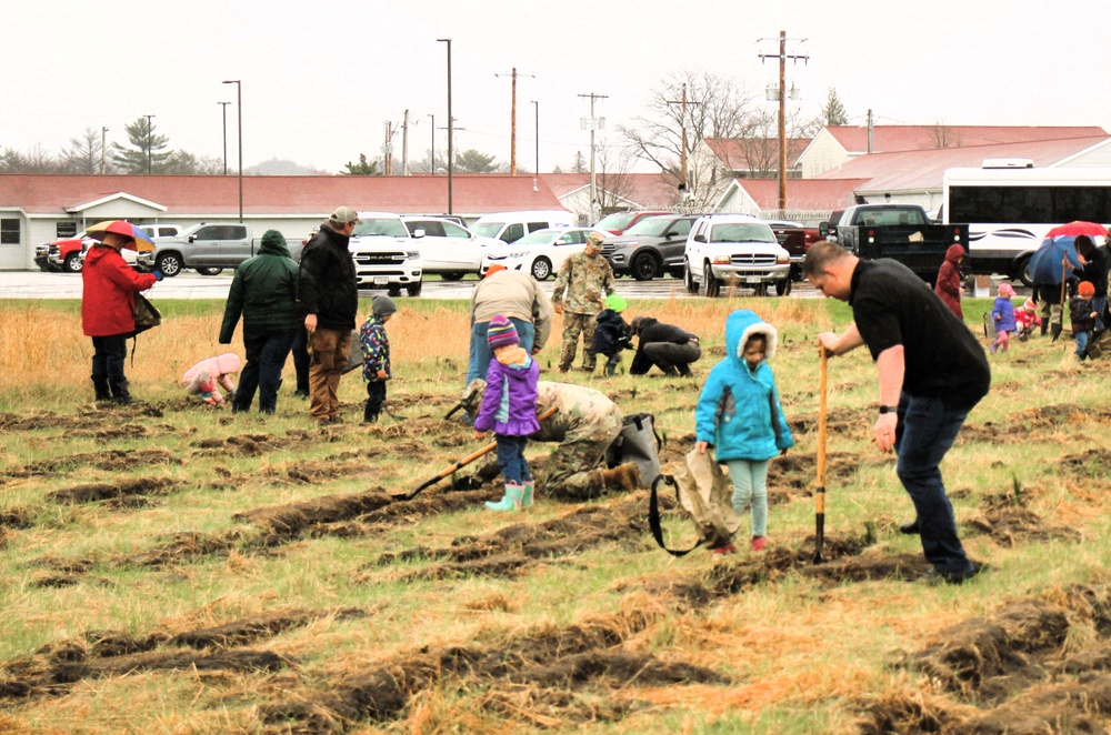 Fort McCoy continues annual tree replenishment efforts; earns 36th Tree City USA award in process