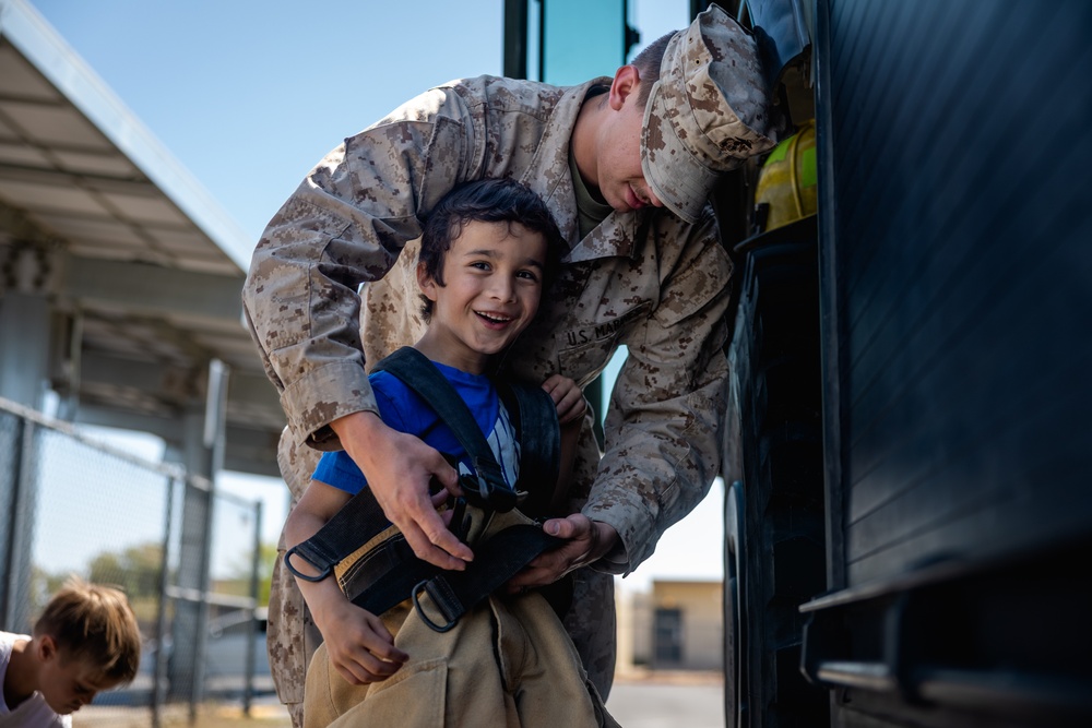 The Combat Center hosts vehicle showcase at local elementary school in honor of Month of the Military Child