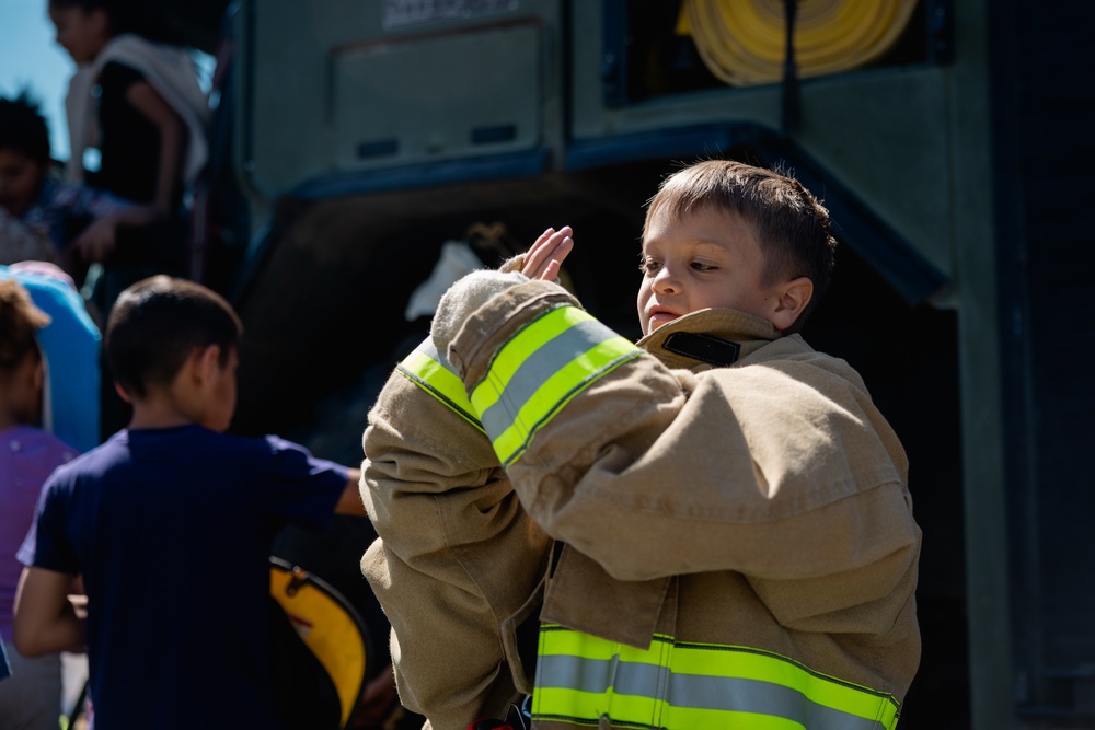 The Combat Center hosts vehicle showcase at local elementary school in honor of Month of the Military Child