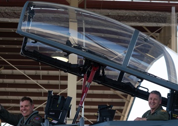 Chief of the National Guard Bureau Visits the 142nd Wing