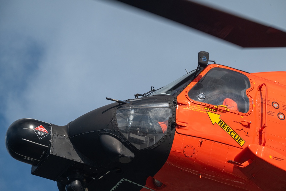 Coast Guard, Air Force conduct water operations exercise in Kodiak, Alaska