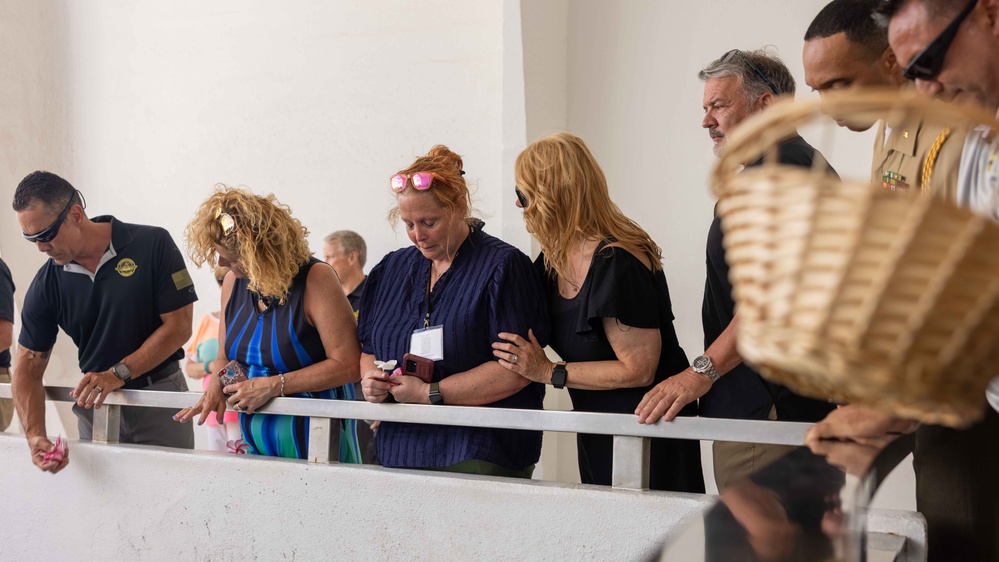 Gold Star Families Honor fallen service members on Barge Tour