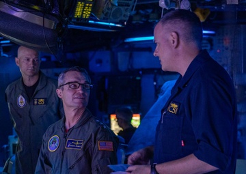 Wasp Hosts Vice Adm. Perry