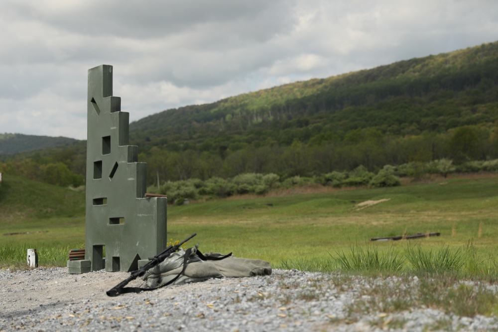 262nd CICO weapon qualification