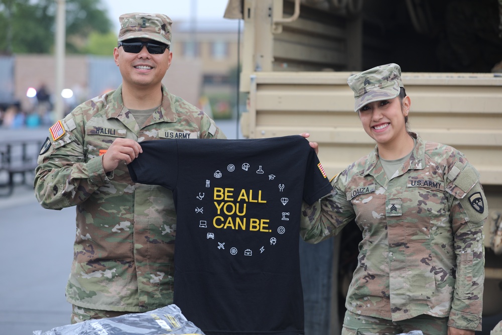 Shaping Futures: Army Reserve Inspires at Southshore Career Fair