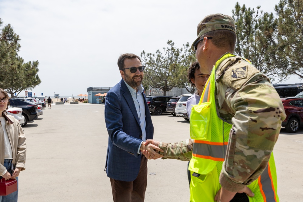 Palisades Tour with state Sen. Ben Allen