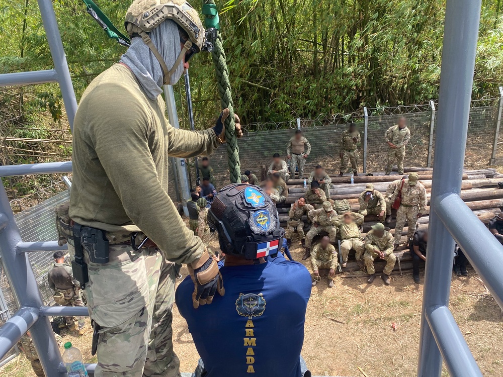 Multinational special operation forces conduct speed rope training during TW25