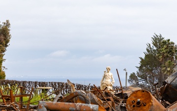 Malibu — Debris Removal Continues