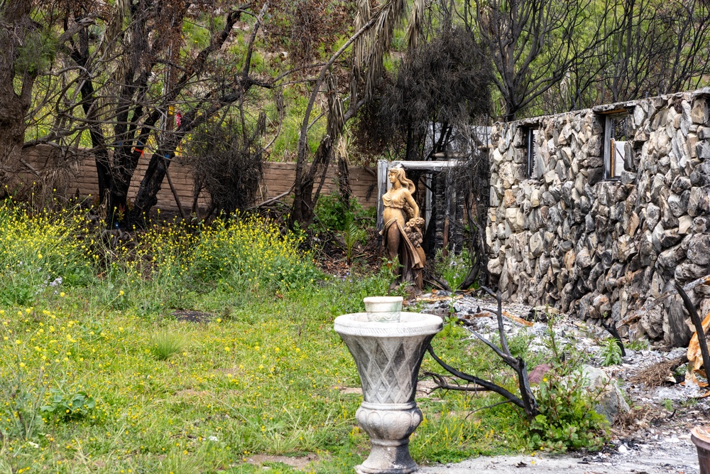 Malibu — Debris Removal Continues