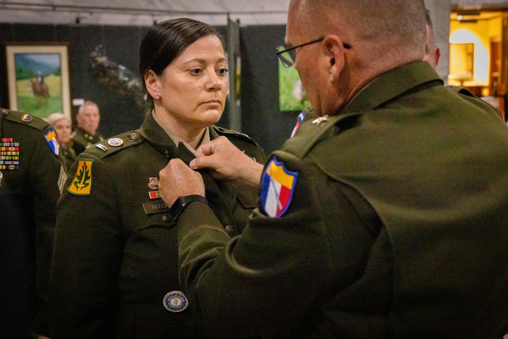 Kentucky Command Chief Warrant Officer changes command