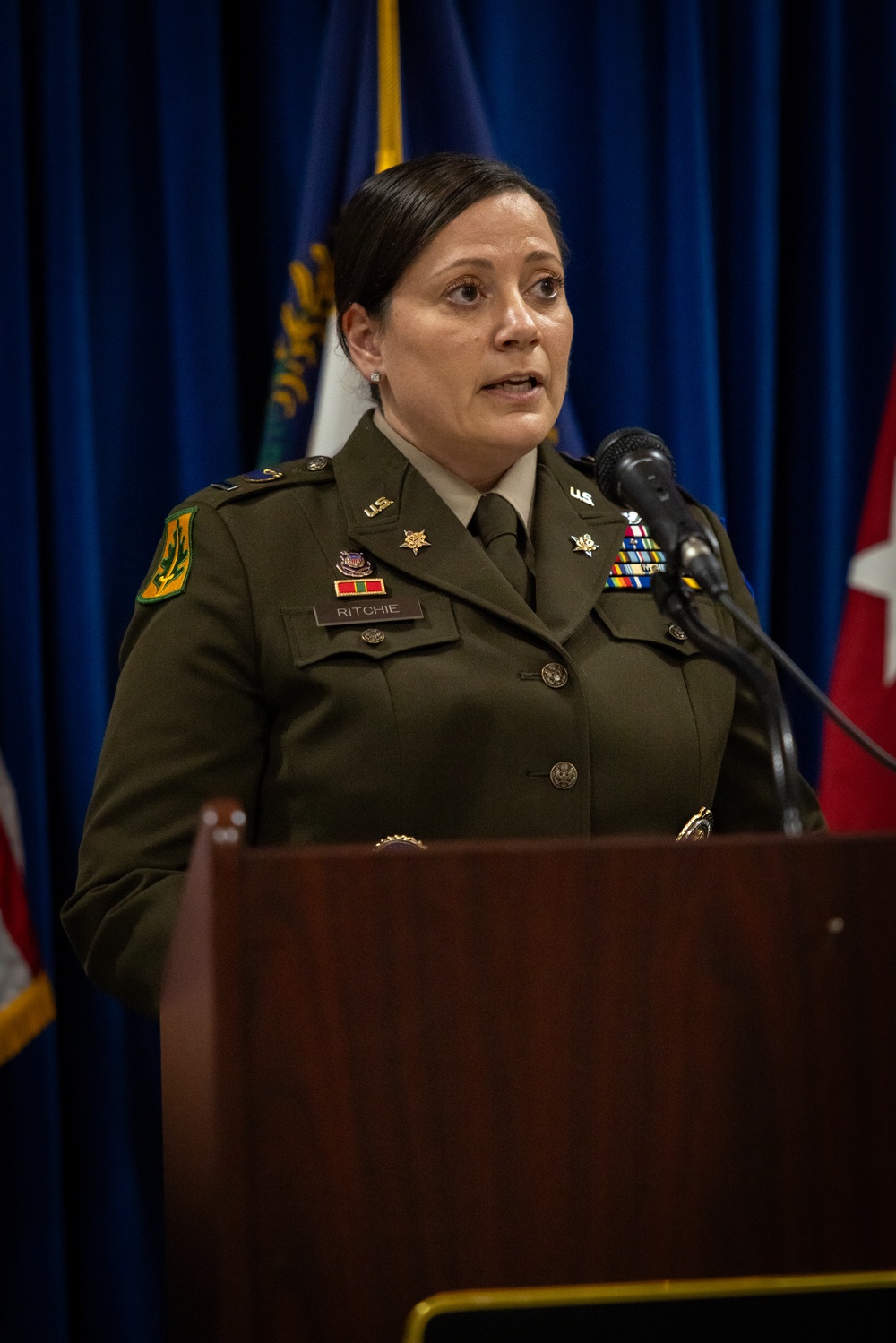 Kentucky Command Chief Warrant Officer changes command