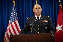 Kentucky Command Chief Warrant Officer changes command