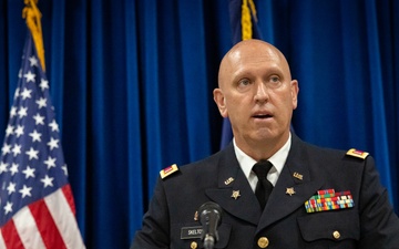 Kentucky Command Chief Warrant Officer changes command