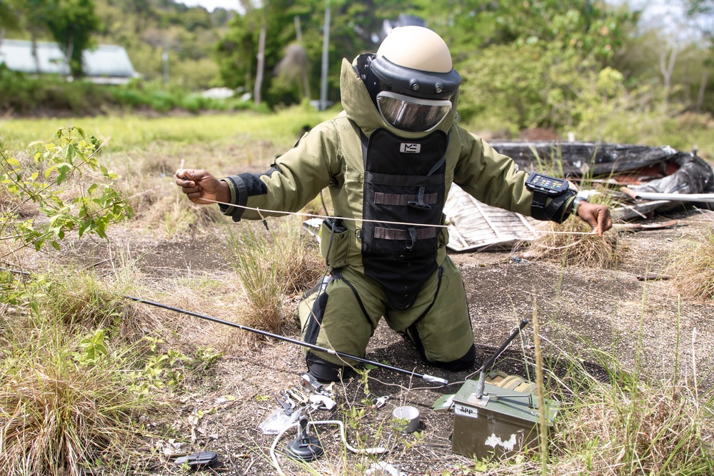 Combined forces conduct Improvised Explosive Device Disposal Training during TRADEWINDS 25