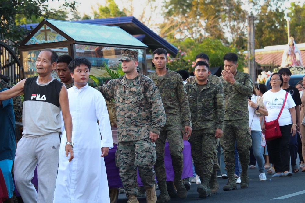 4th Civil Affairs Group participates in Good Friday Parade