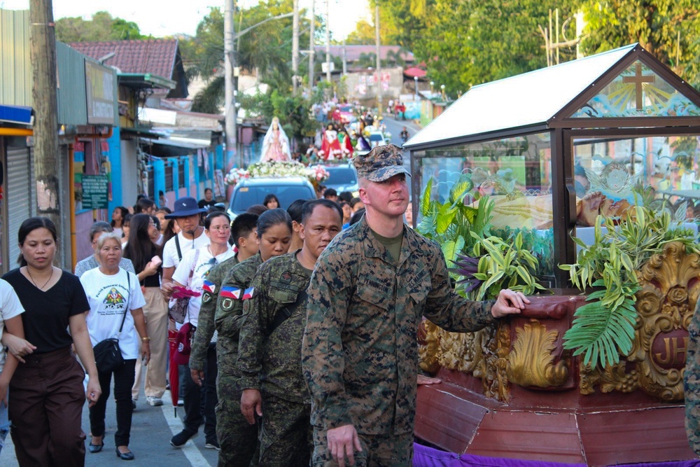 4th Civil Affairs Group participates in Good Friday Parade