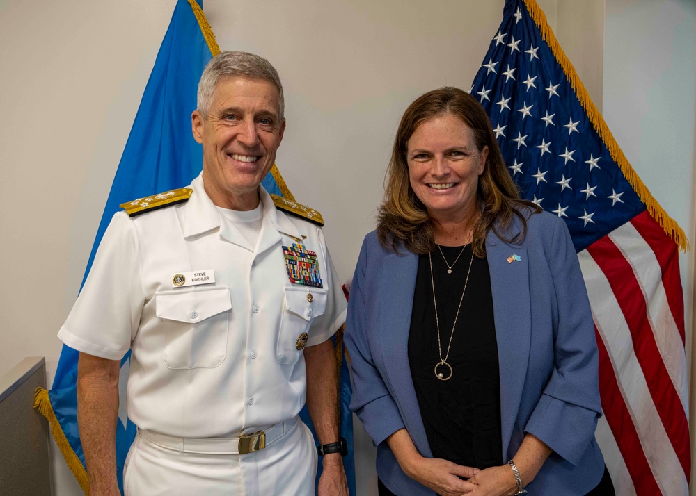 U.S. Pacific Fleet Commander travels to the Federated States of Micronesia