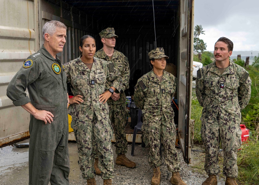 U.S. Pacific Fleet Commander travels to the Federated States of Micronesia