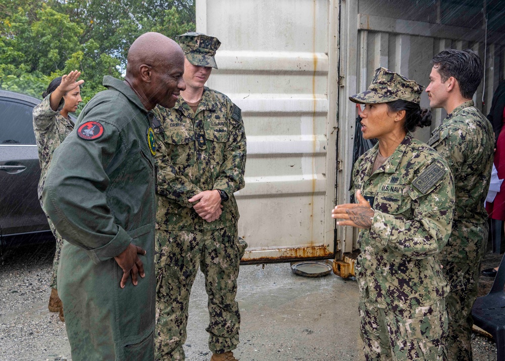 U.S. Pacific Fleet Commander travels to the Federated States of Micronesia