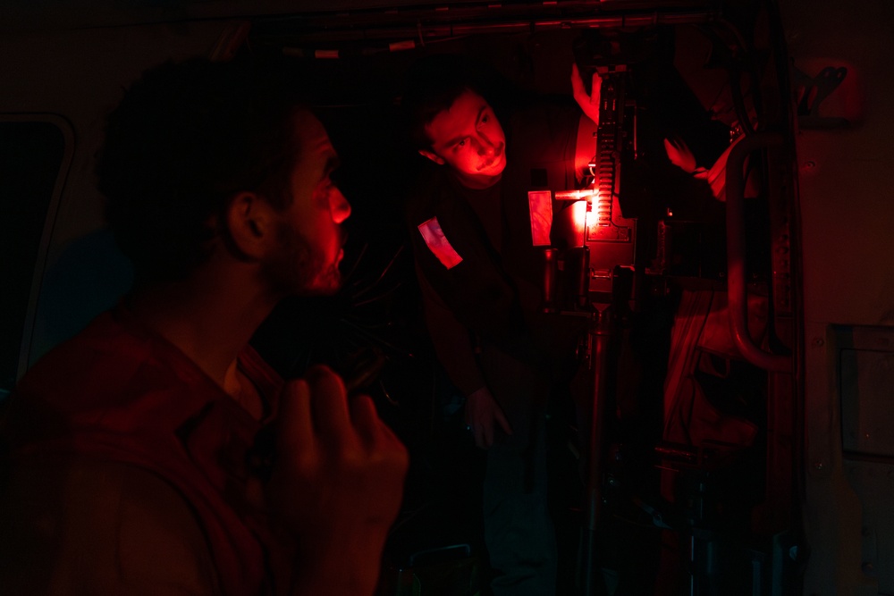 Helicopter Maritime Strike Squadron (HSM) 60 Conducts Maintenance Aboard USS Oscar Austin (DDG 79)