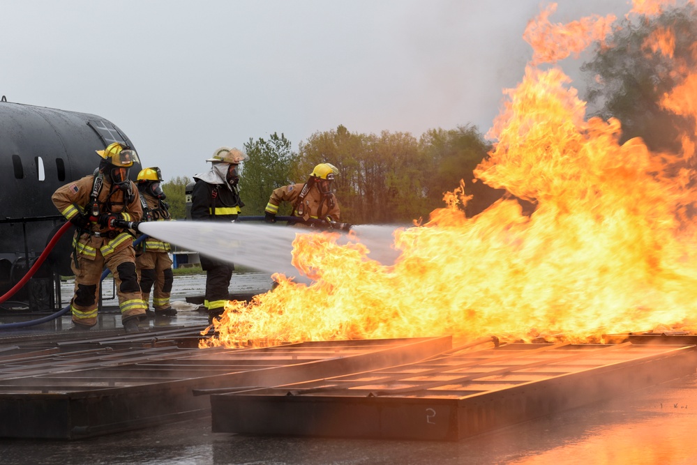 180FW Fire Protection Fights The Flames During Training Exercise