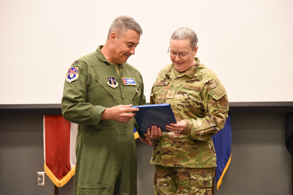 Senior Master Sgt. Receives Meritorious Service Medal