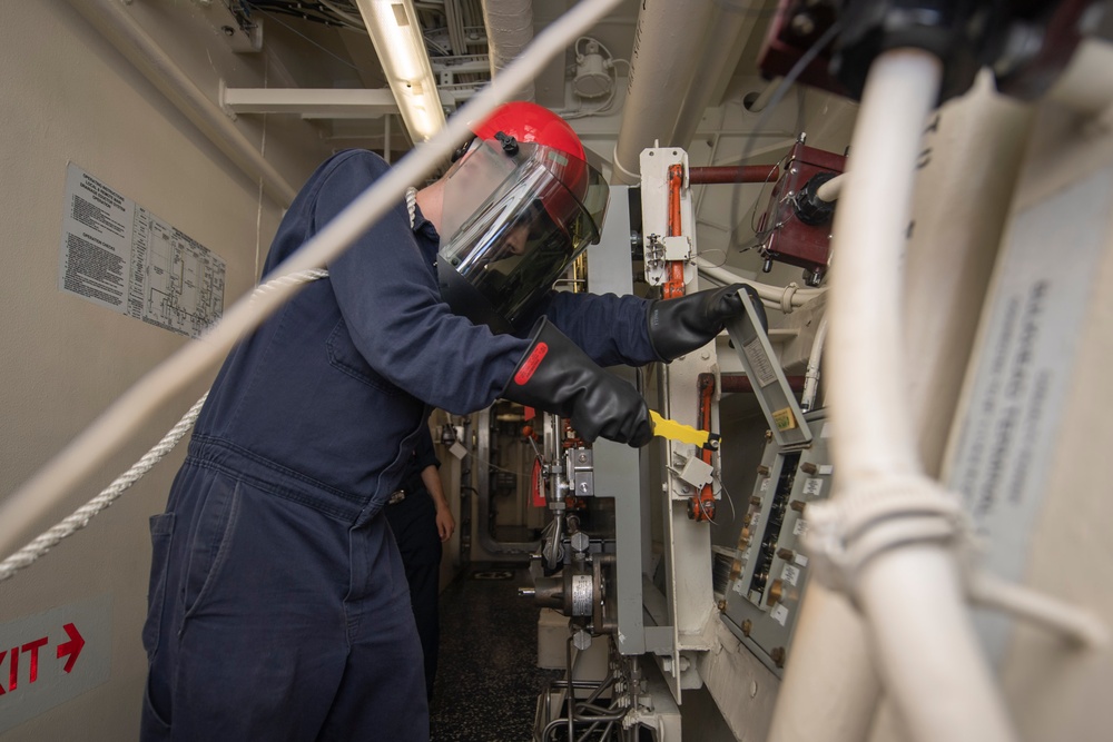 USS Sterett conducts operations in the U.S. Central Command area of responsibility as part of the Carl Vinson Carrier Strike Group