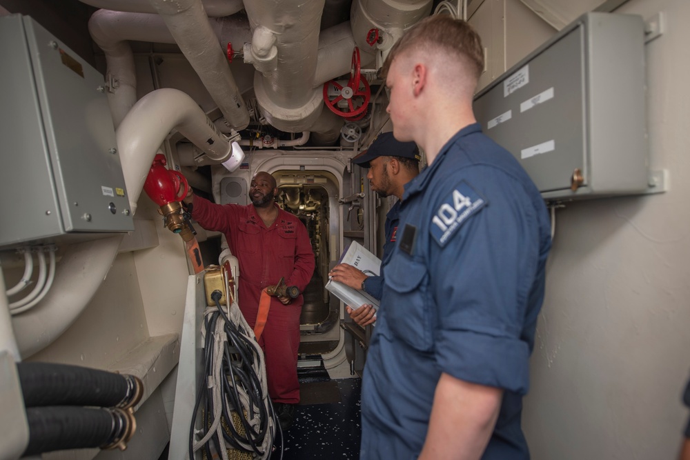 USS Sterett conducts operations in the U.S. Central Command area of responsibility as part of the Carl Vinson Carrier Strike Group
