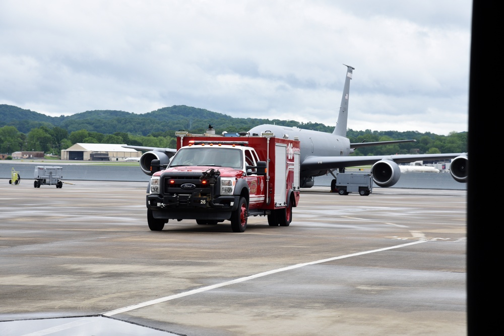 117th MXS conducts annual confined space extraction exercise
