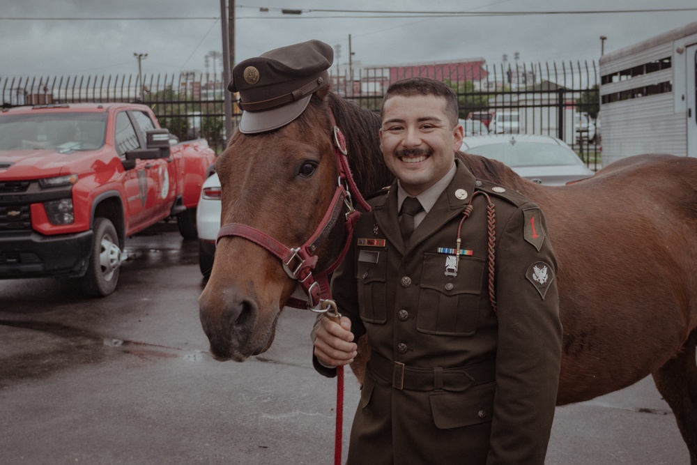 1ID CGMCG Presents the Colors at the Kentucky Derby