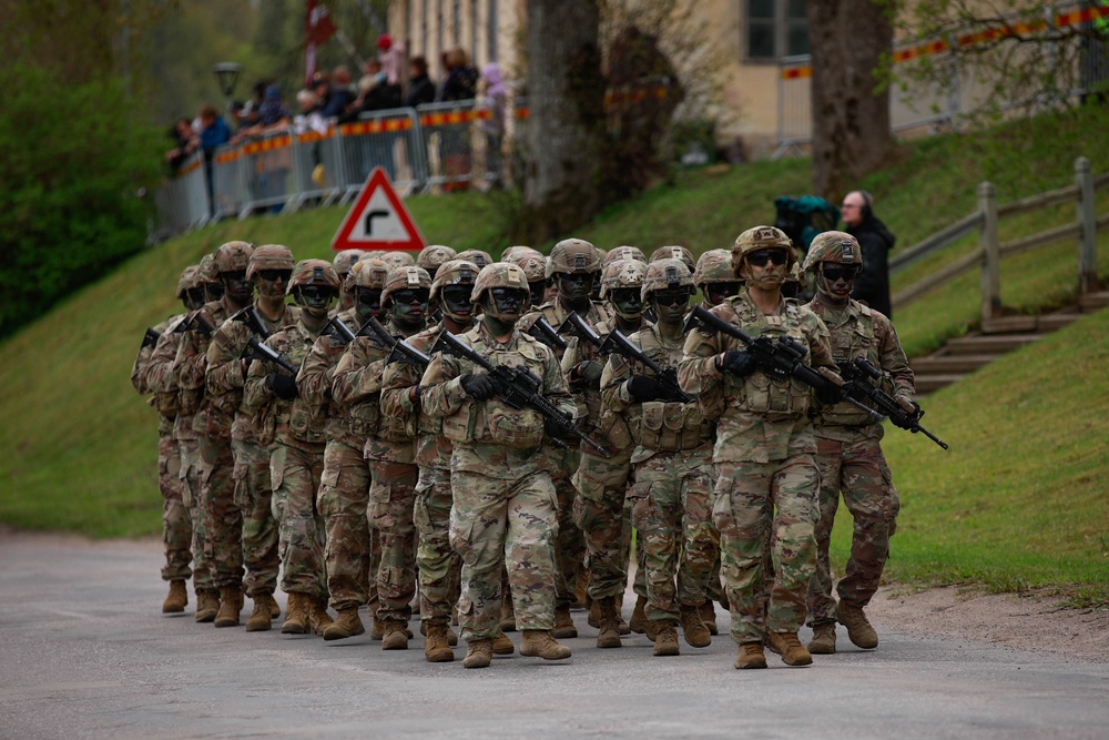 Task Force Iron celebrates Day of the Restoration of Latvian Independence with NATO Allies