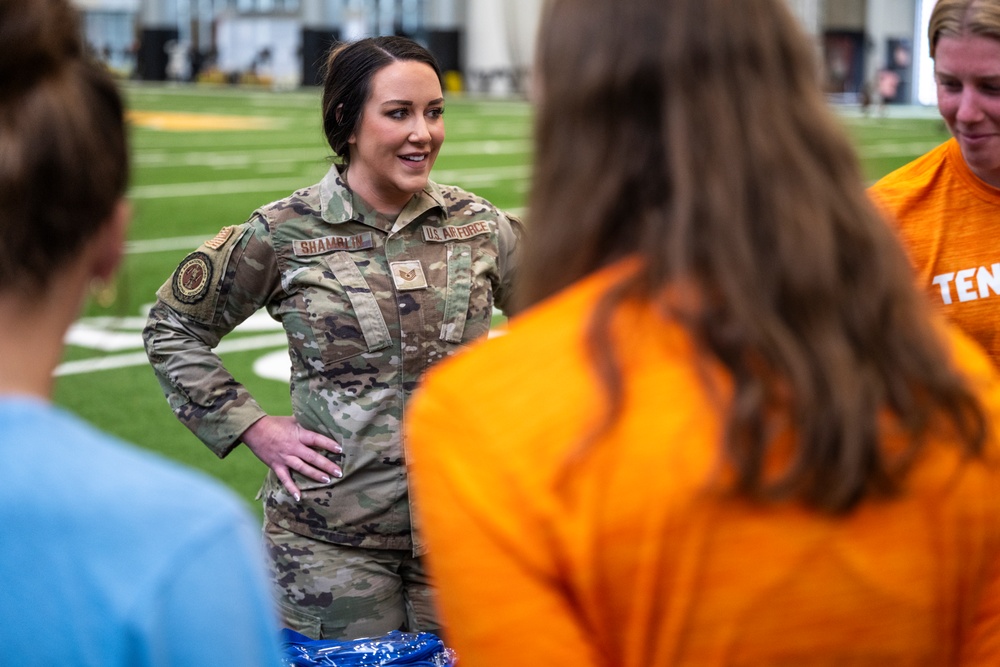 134th ARW Recruiters Attend Community Event