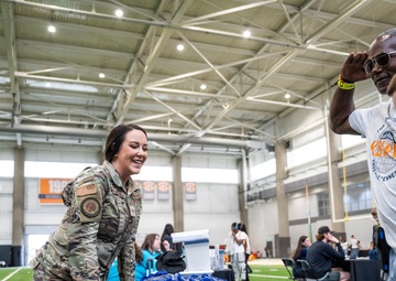 134th ARW Recruiters Attend Community Event