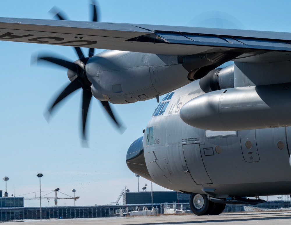 109th Airlift Squadron Flush Training