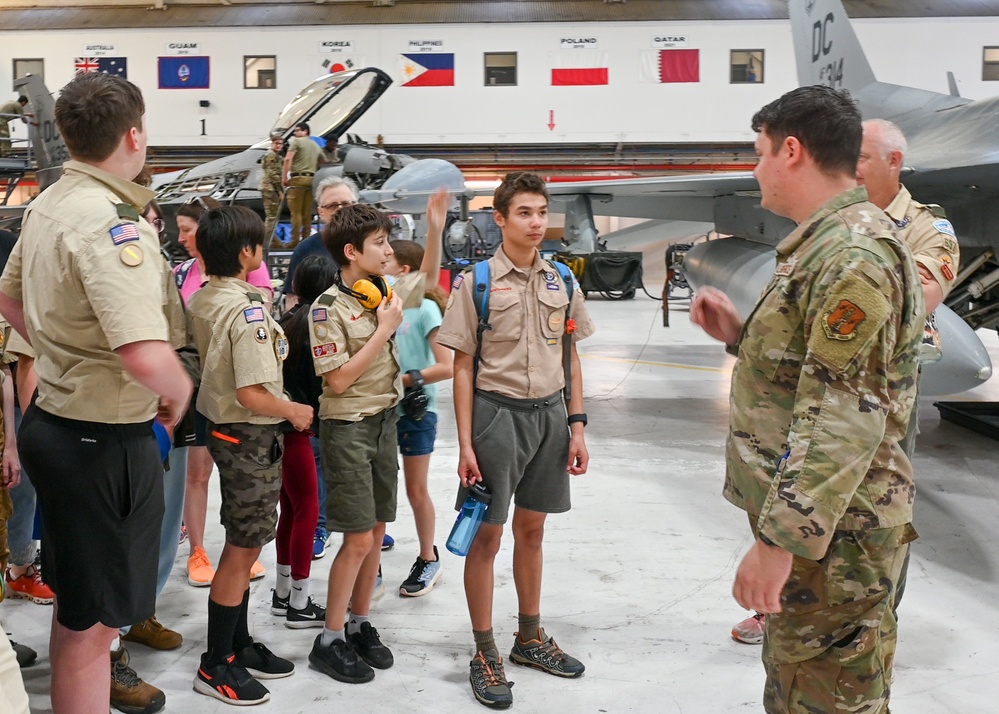 Scouts BSA Troop 697 Visits D.C. Air National Guard Maintenance Operation Center