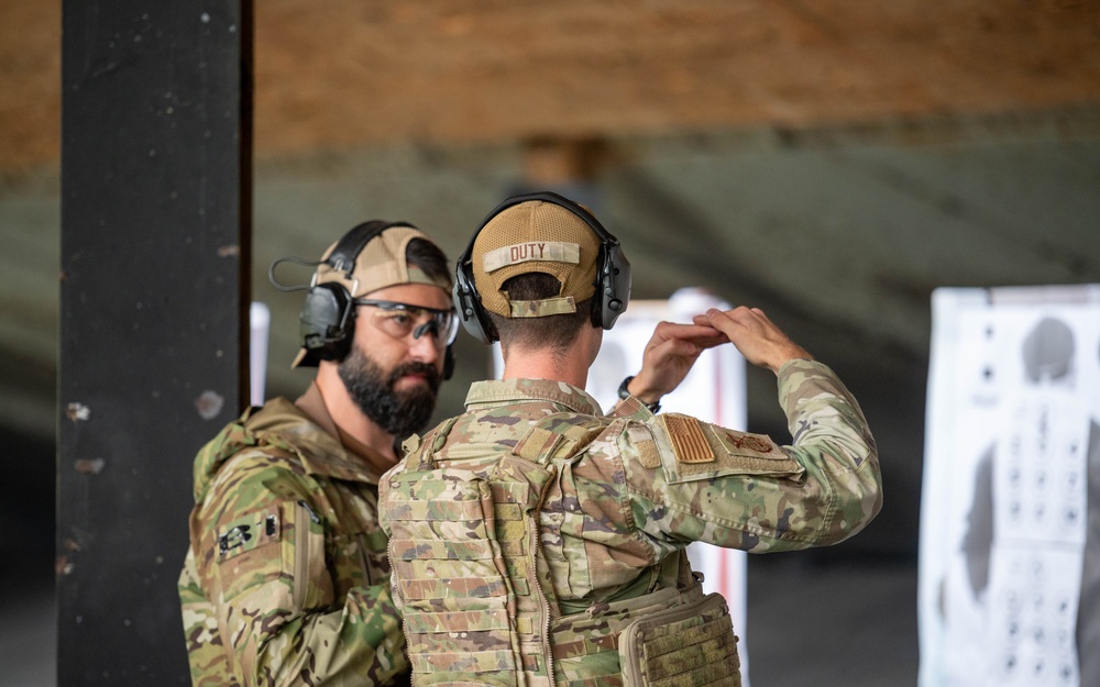 134th Security Forces Train with Blount County SWAT