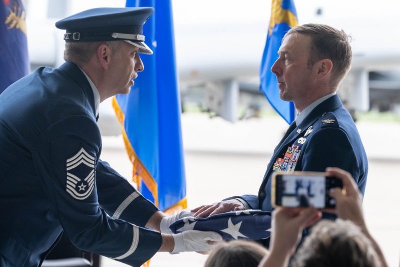 127th Operations Group Commander Retires