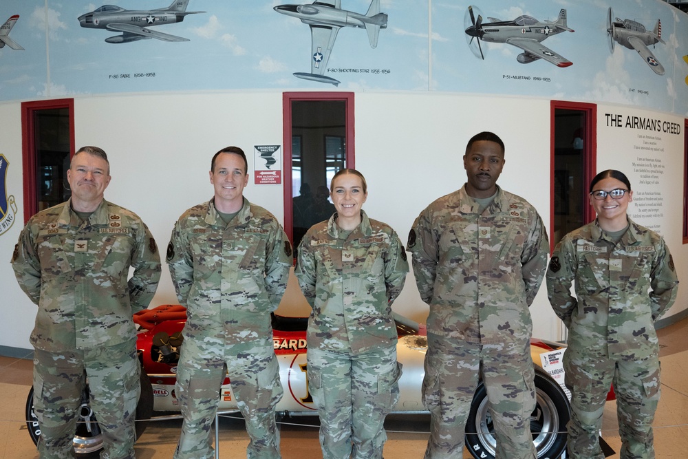181st Intelligence Wing Leadership Recognizes Stand-Out Airmen after the Spartan Support exercise