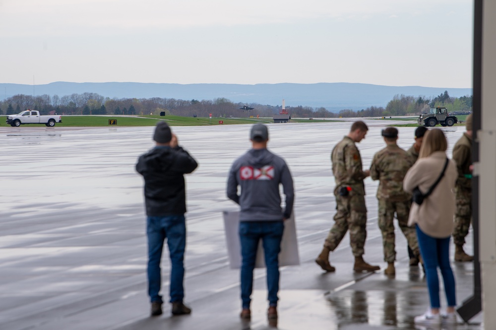 Airmen Return Home to the 158th FW