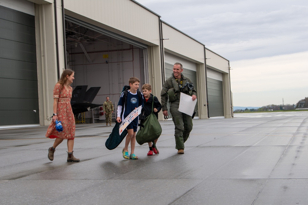 Airmen Return Home to the 158th FW