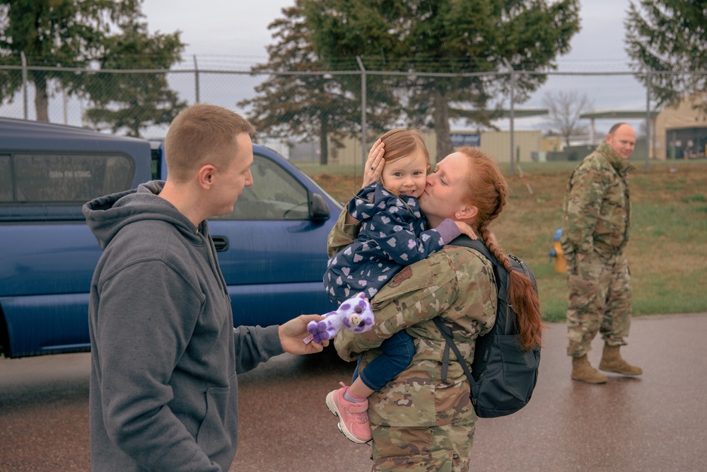 Airmen Return Home to the 158th FW