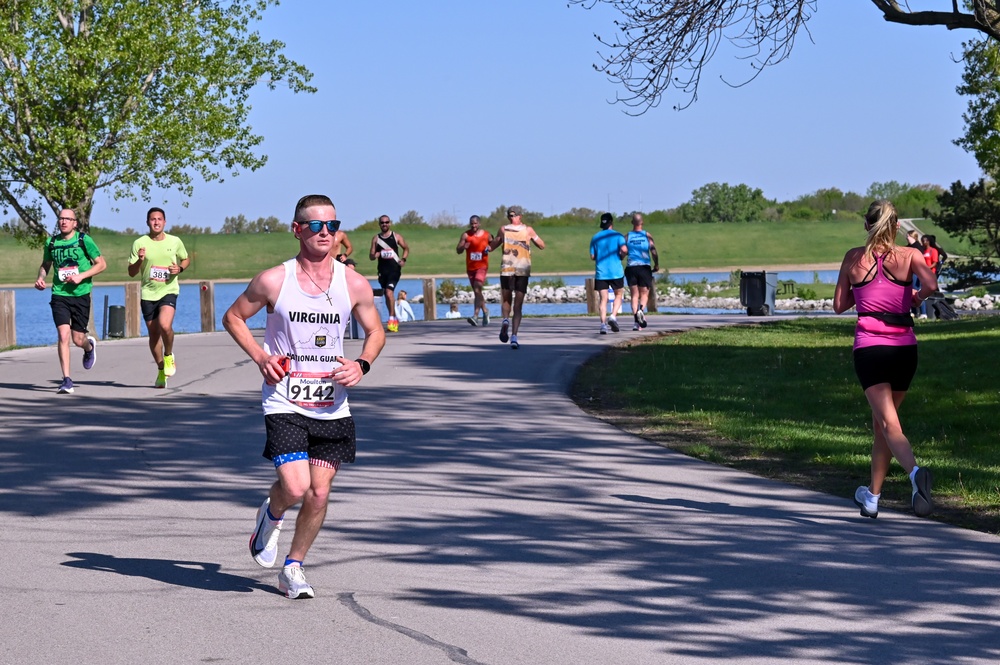 National Guard Soldiers, Airmen compete in and support annual Lincoln Marathon