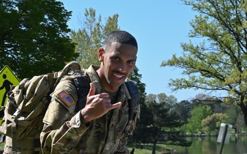 National Guard Soldiers, Airmen compete in and support annual Lincoln Marathon