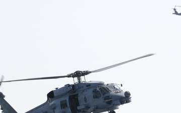 USS Omaha Conducts Joint Sail with Royal Australian Navy in South China Sea
