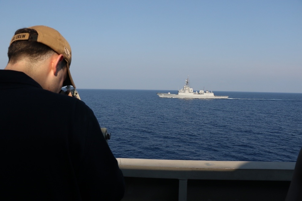 USS Omaha Conducts Joint Sail with Royal Australian Navy in South China Sea