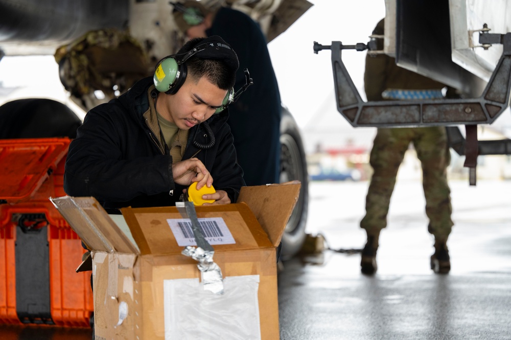 Bomber operations: BTF 25-2
