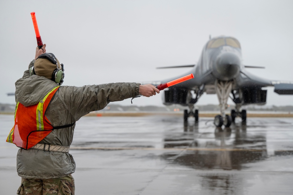 Bomber operations: BTF 25-2