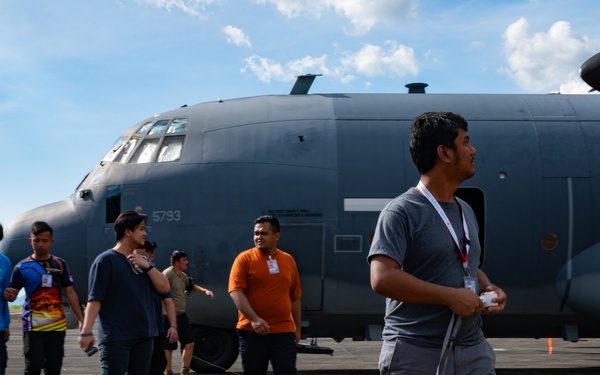 Balikatan 25: U.S. and Philippine Aviation Communities Strengthen Partnerships