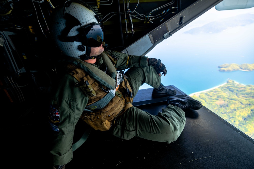 CVW-5 Aircraft Fly in Formation during MCAS Iwakuni Friendship Day